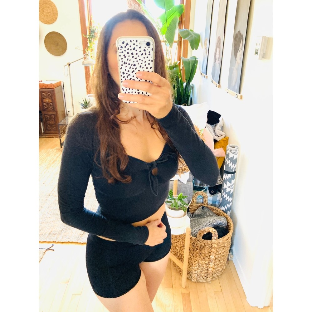 Abercrombie & Fitch Long sleeve Crop top_xs